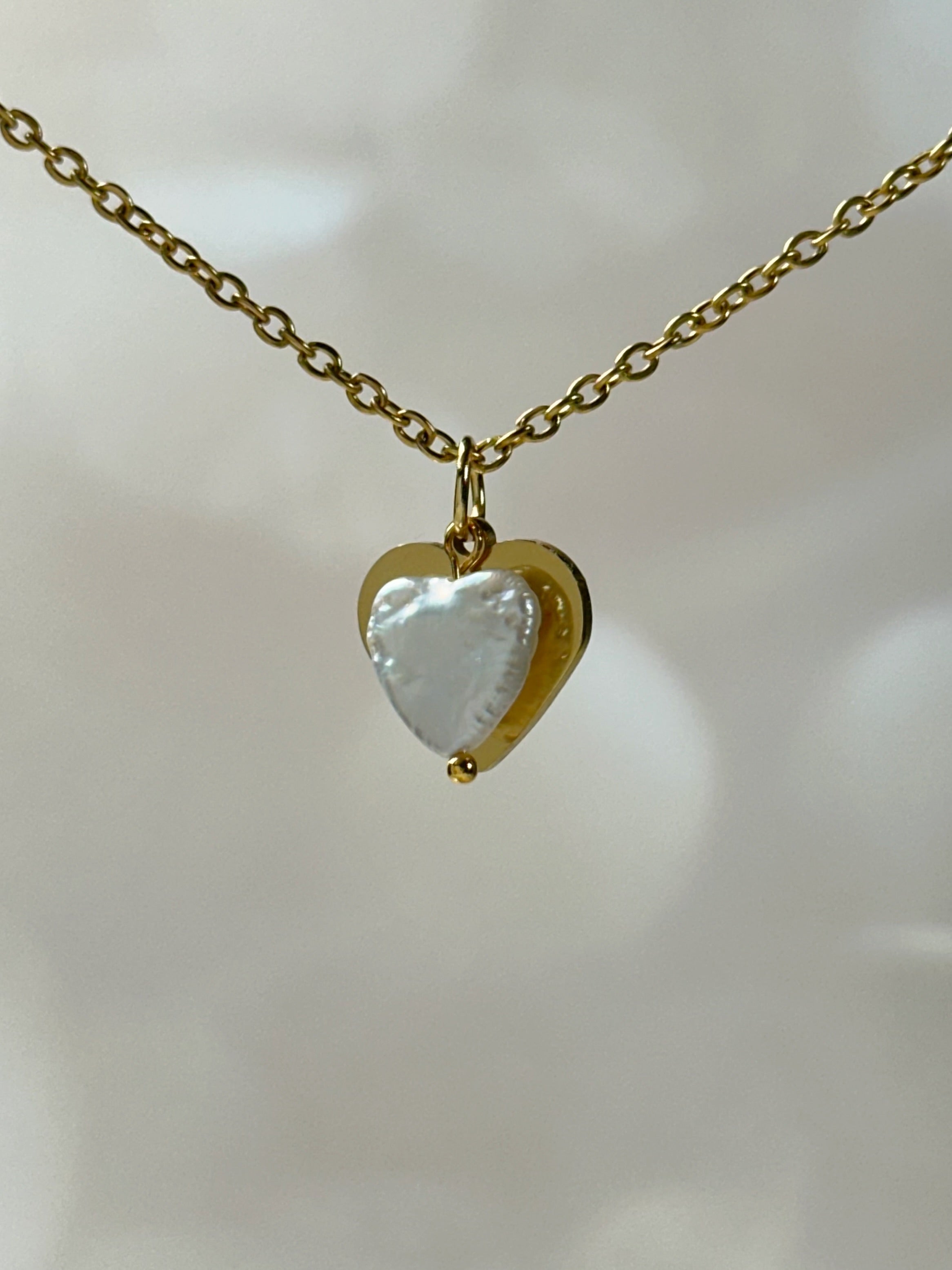 XO Necklace