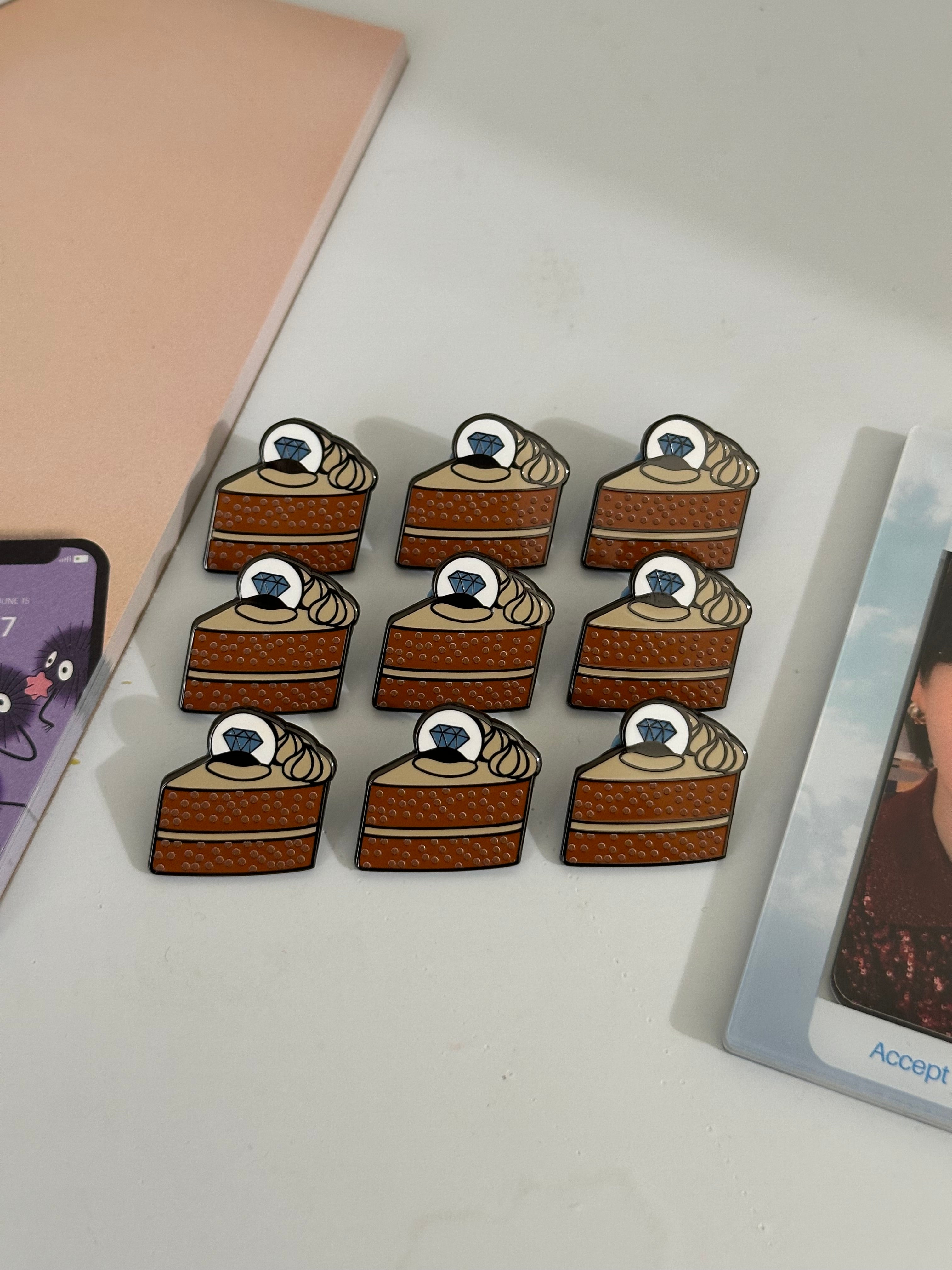 K-Pop Cake Pins