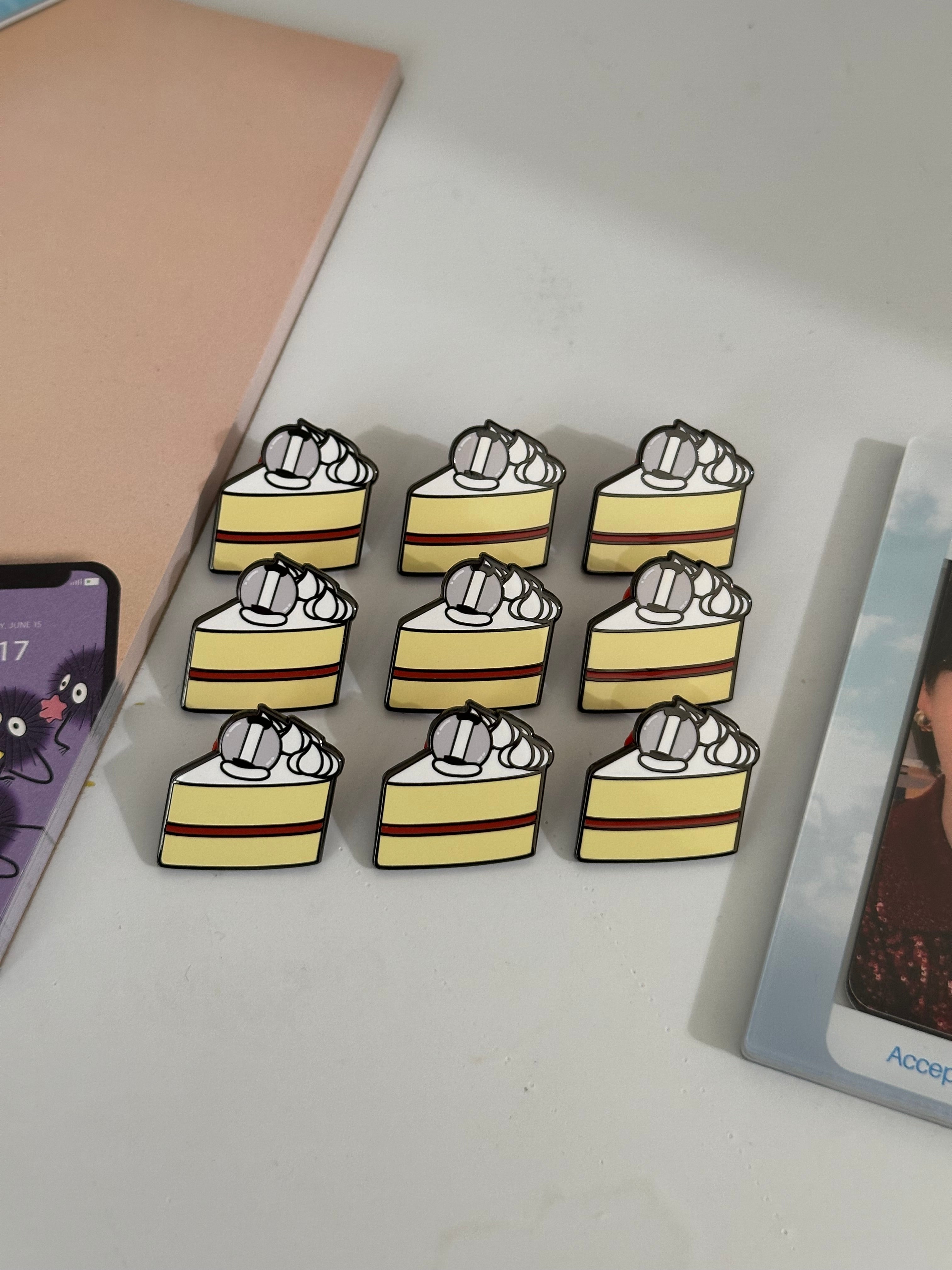 K-Pop Cake Pins