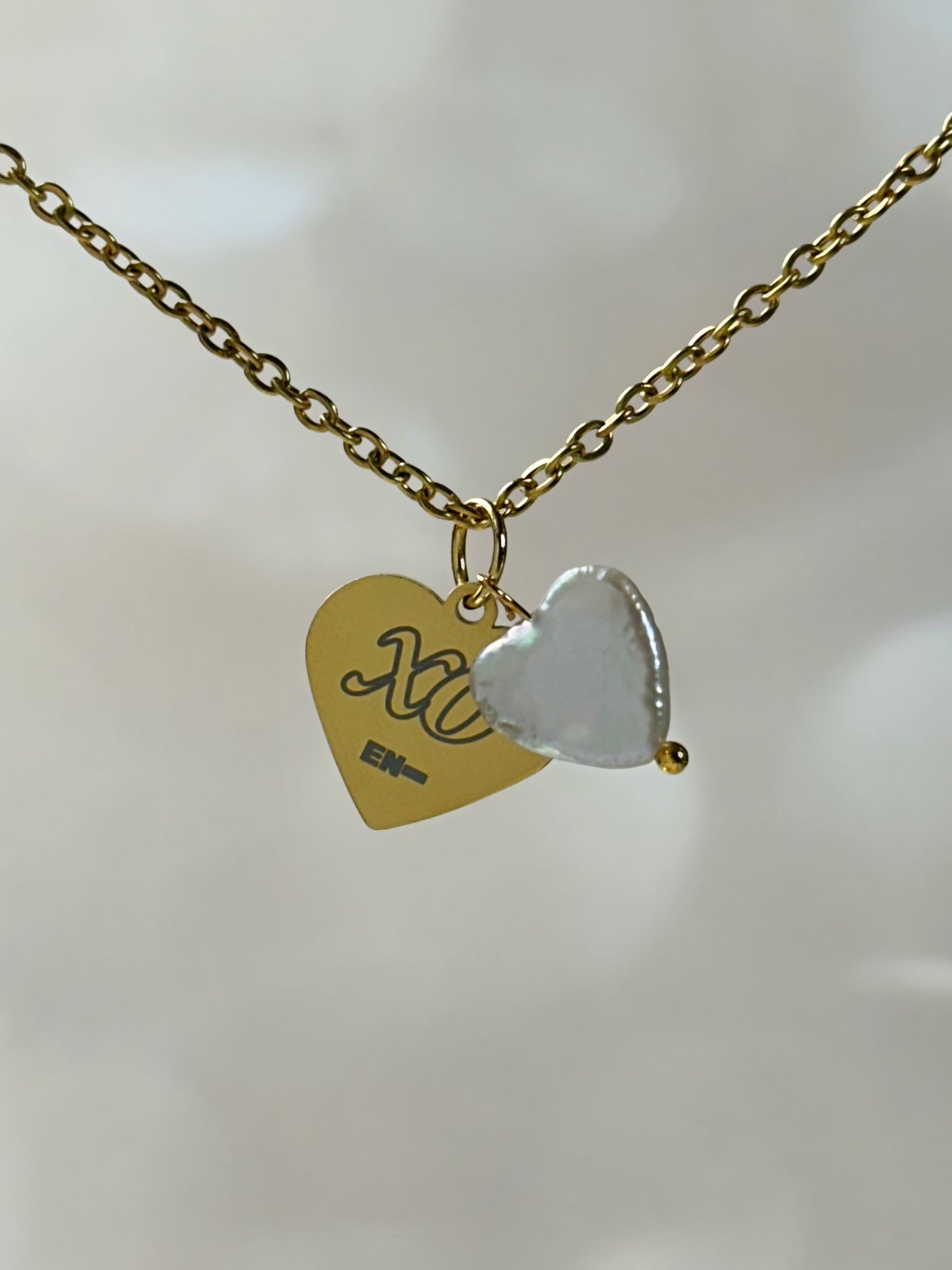 XO Necklace